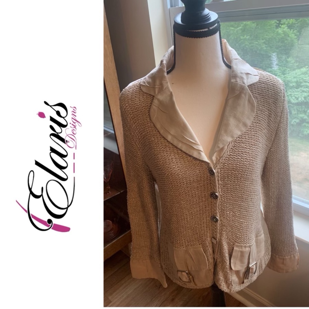 Gorgeous Linen Statement Sweater with unique buttons by Elaris, EUC, Large